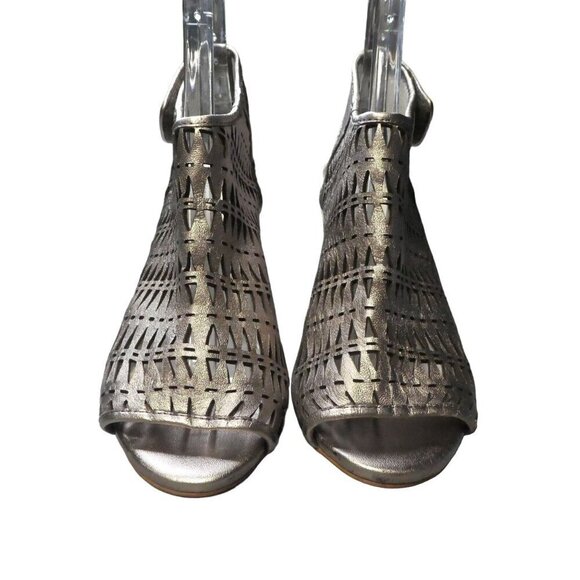 Jeffrey Campbell Silver Leather Peep Toe Shootie Ankle Bootie Heels Womens 8 - Picture 6 of 13